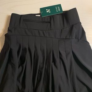 Halara tennis skirt SMALL